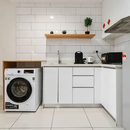 Arte Mont Kiara-Netflix-Muji-6Pax Apartment Kuala Lumpur Exterior photo