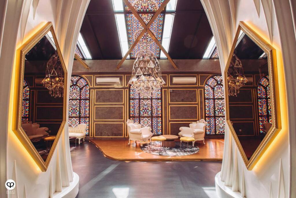 Arte Mont Kiara-netflix-muji-6pax Apartemen *