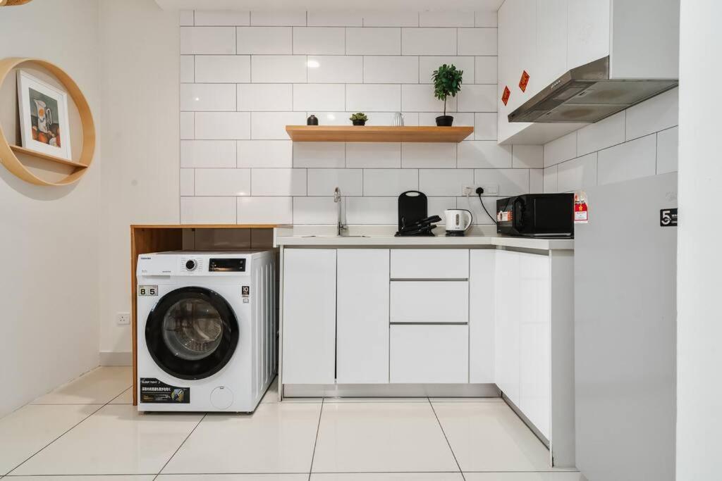 Apartment Arte Mont Kiara-netflix-muji-6pax